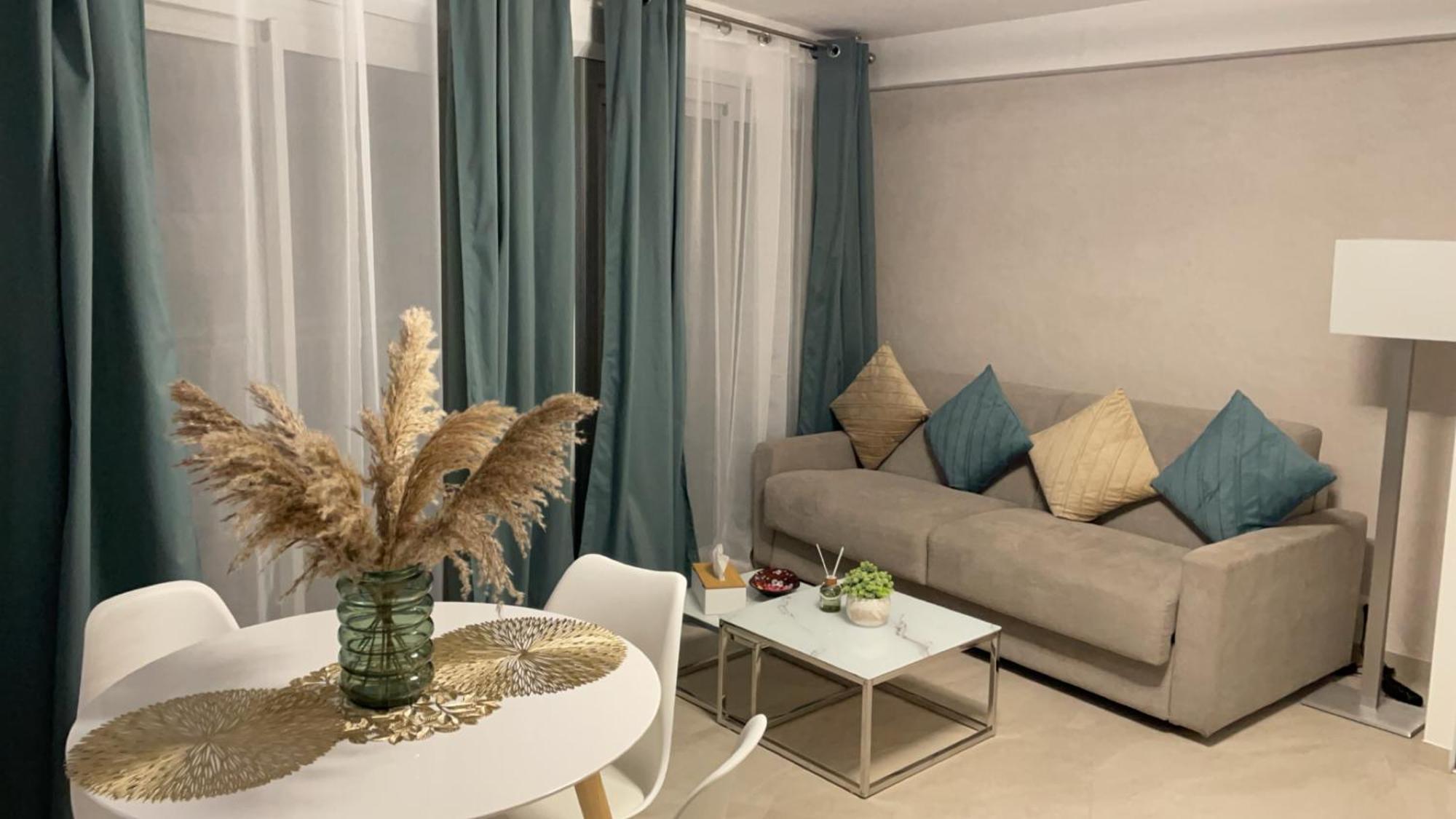 Charmant Studio - Centre Ville De Cannes Luaran gambar